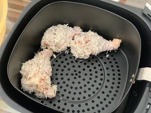简易面包糠炸鸡腿（空气炸锅）的做法 步骤2