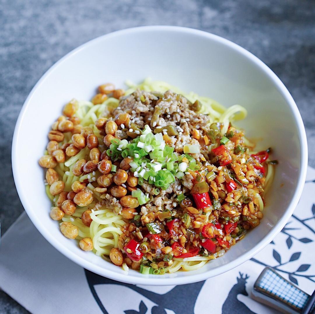 下厨房用户_dsi4做的肉末酸豆角红油拌面【食材包操作说明】