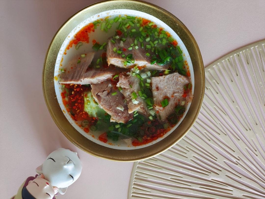 【水盆羊肉】