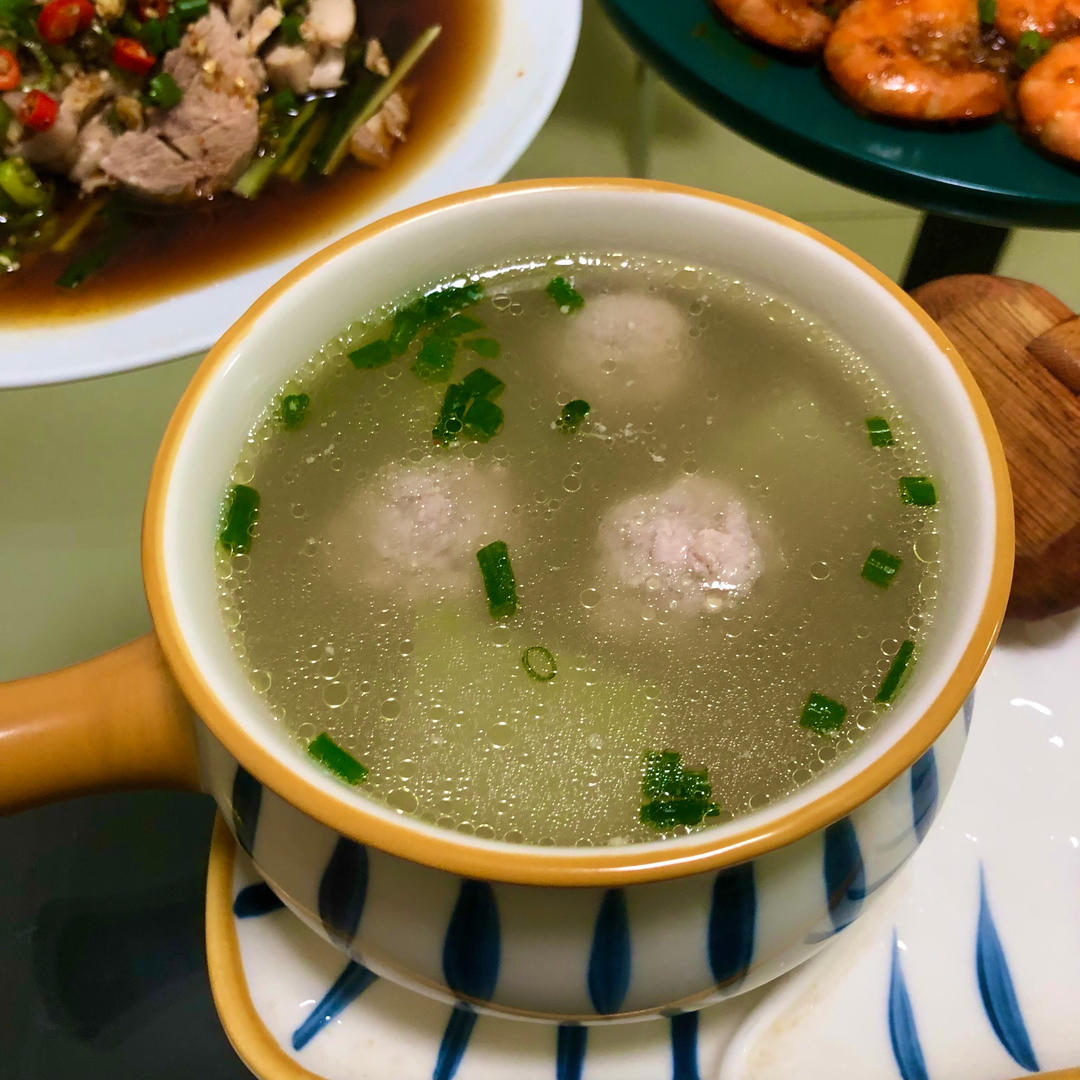 巨鲜美的冬瓜丸子汤