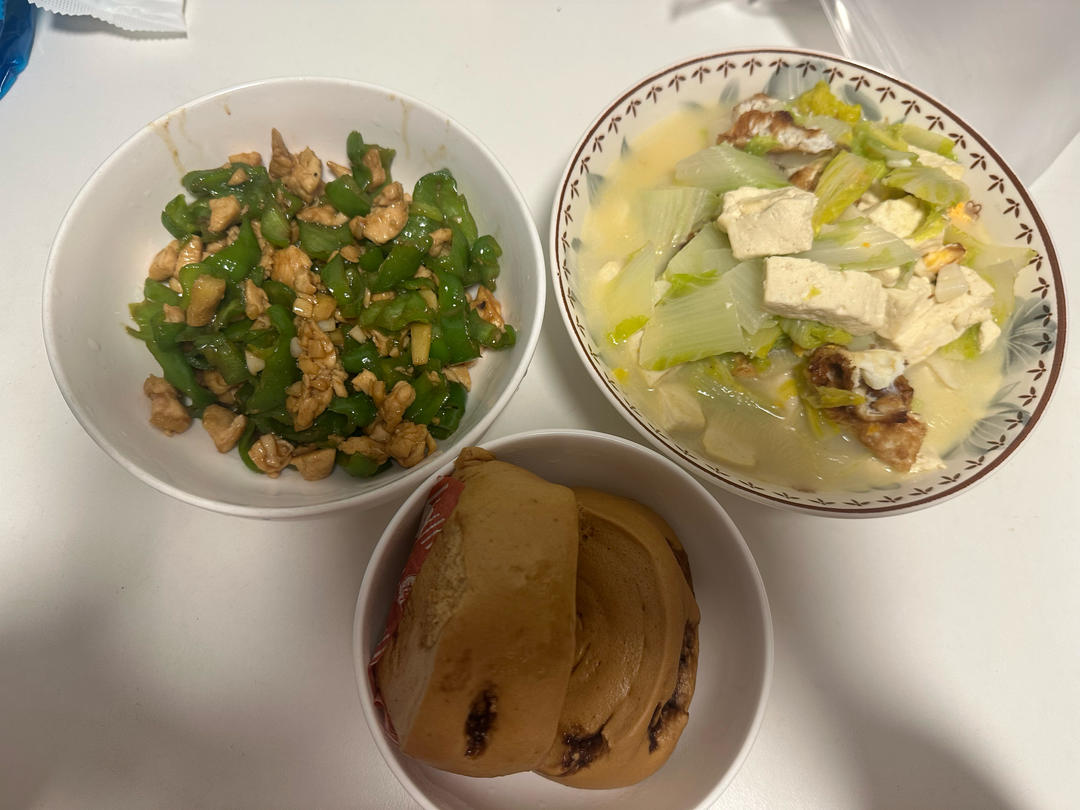 家常便饭-辣椒炒肉