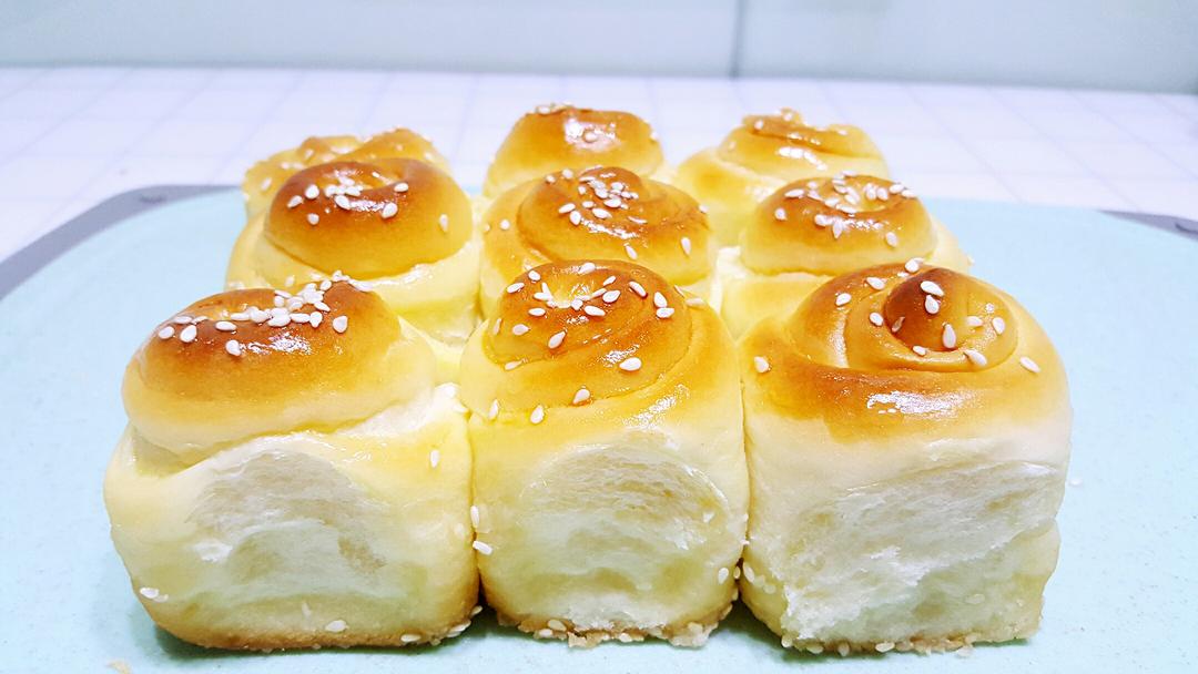 脆底蜂蜜小面包