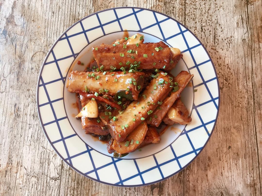 啤酒烧排骨（好吃到吼吼～）