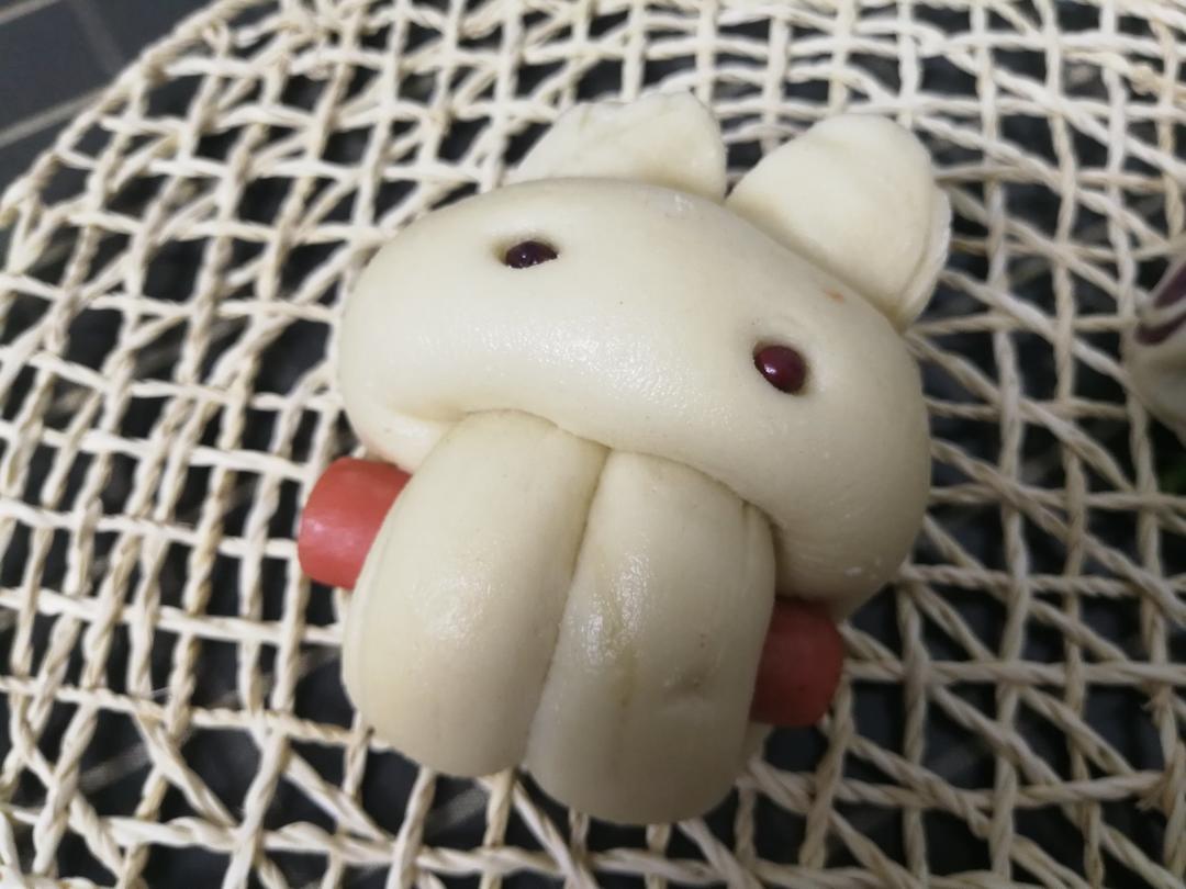香肠兔子馒头卷