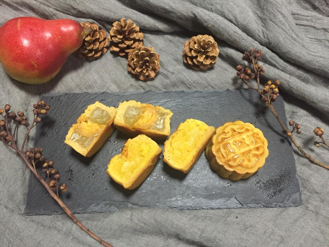 广式月饼——蛋黄莲蓉月饼