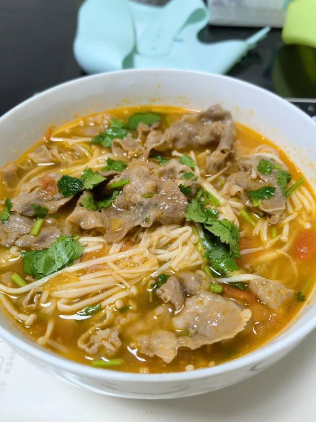 无敌下饭的番茄金针菇肥牛‼️做法简单0失败