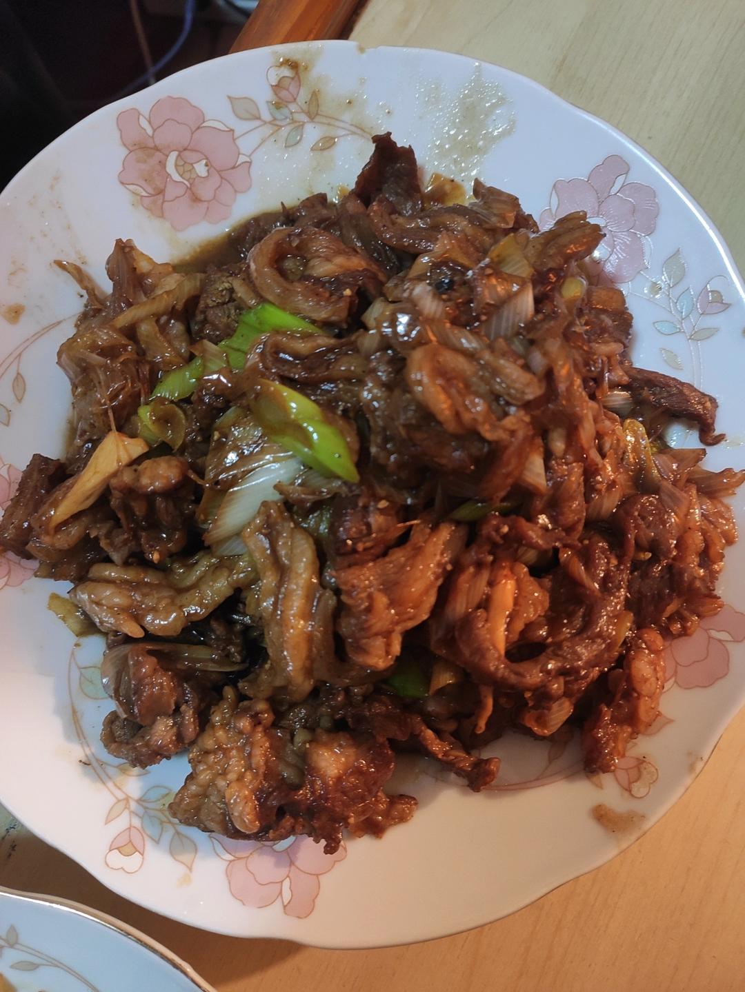 【葱爆羊肉】羊肉滑嫩，鲜香不膻