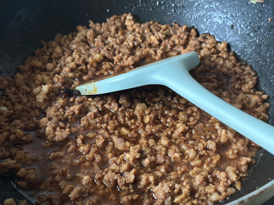 真想让你们尝尝这碗肉酱拌面🍜太香太香了
