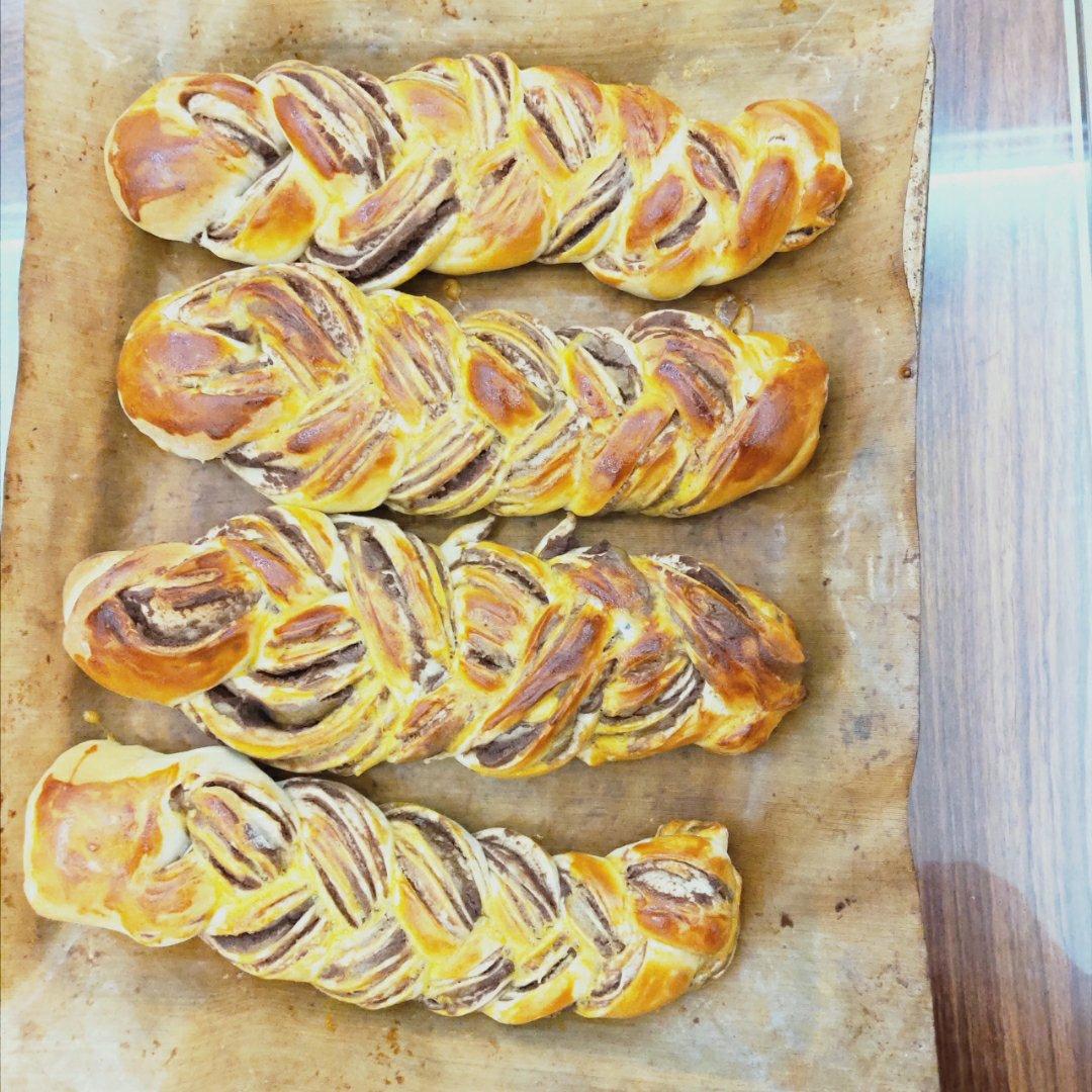 一次性发酵辫子红豆面包