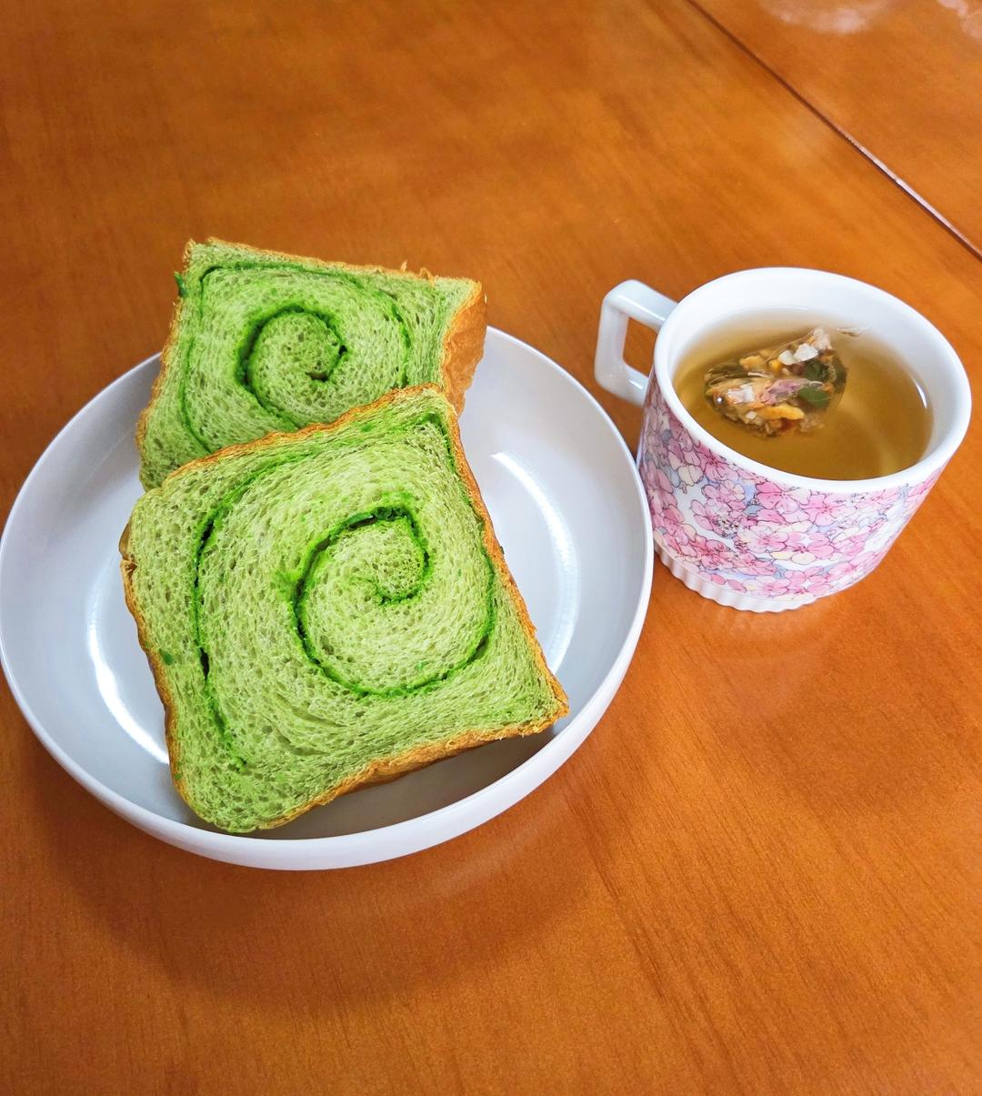 200一斤的开心果，做成吐司得多好吃啊！