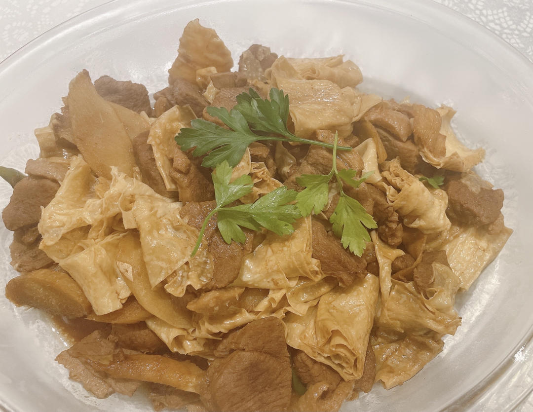 仔姜腐竹焖鸭胸肉