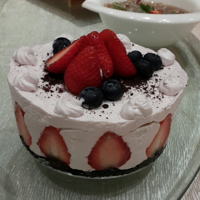 草莓慕斯（摘自Sissi的甜品教程）