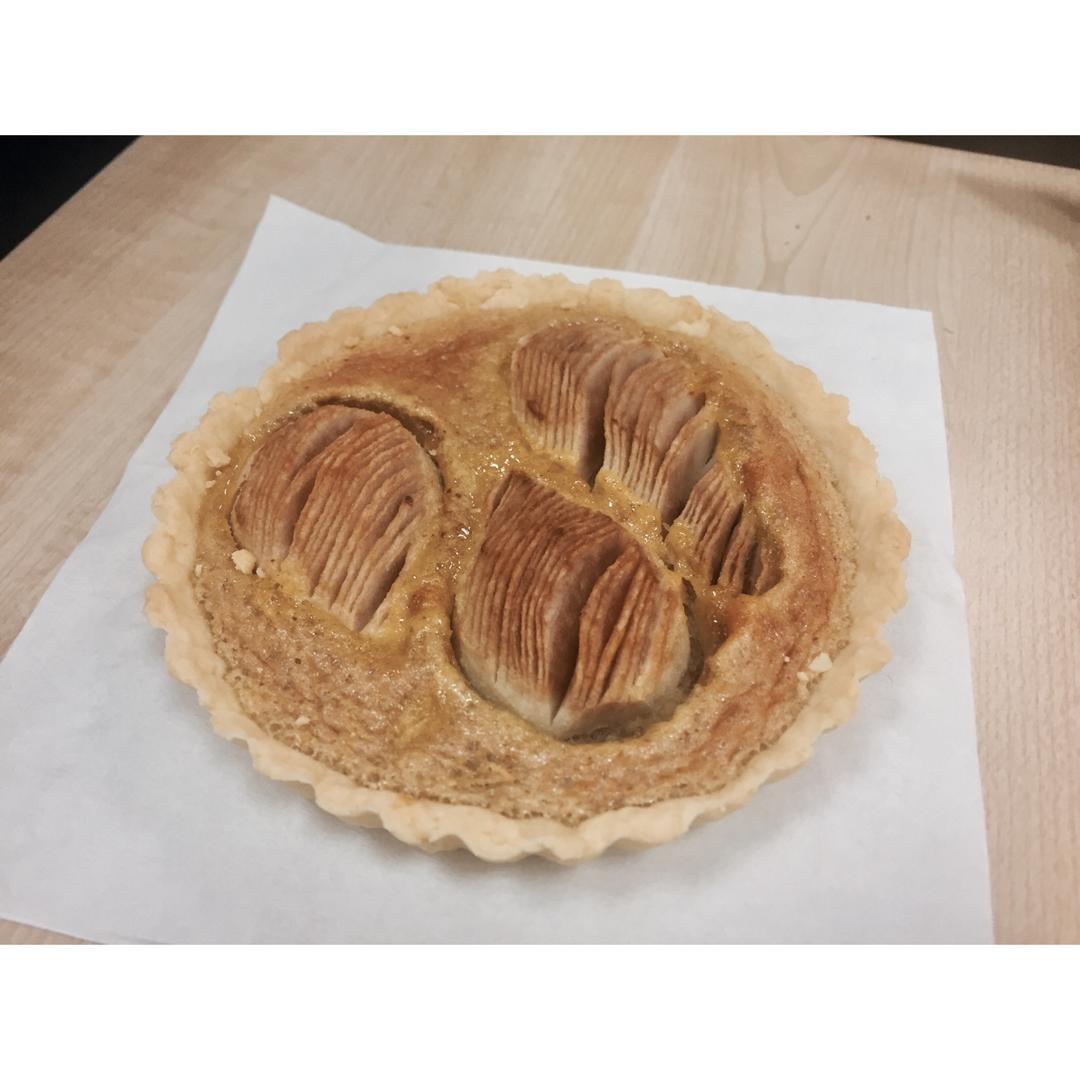 布鲁耶尔洋梨塔