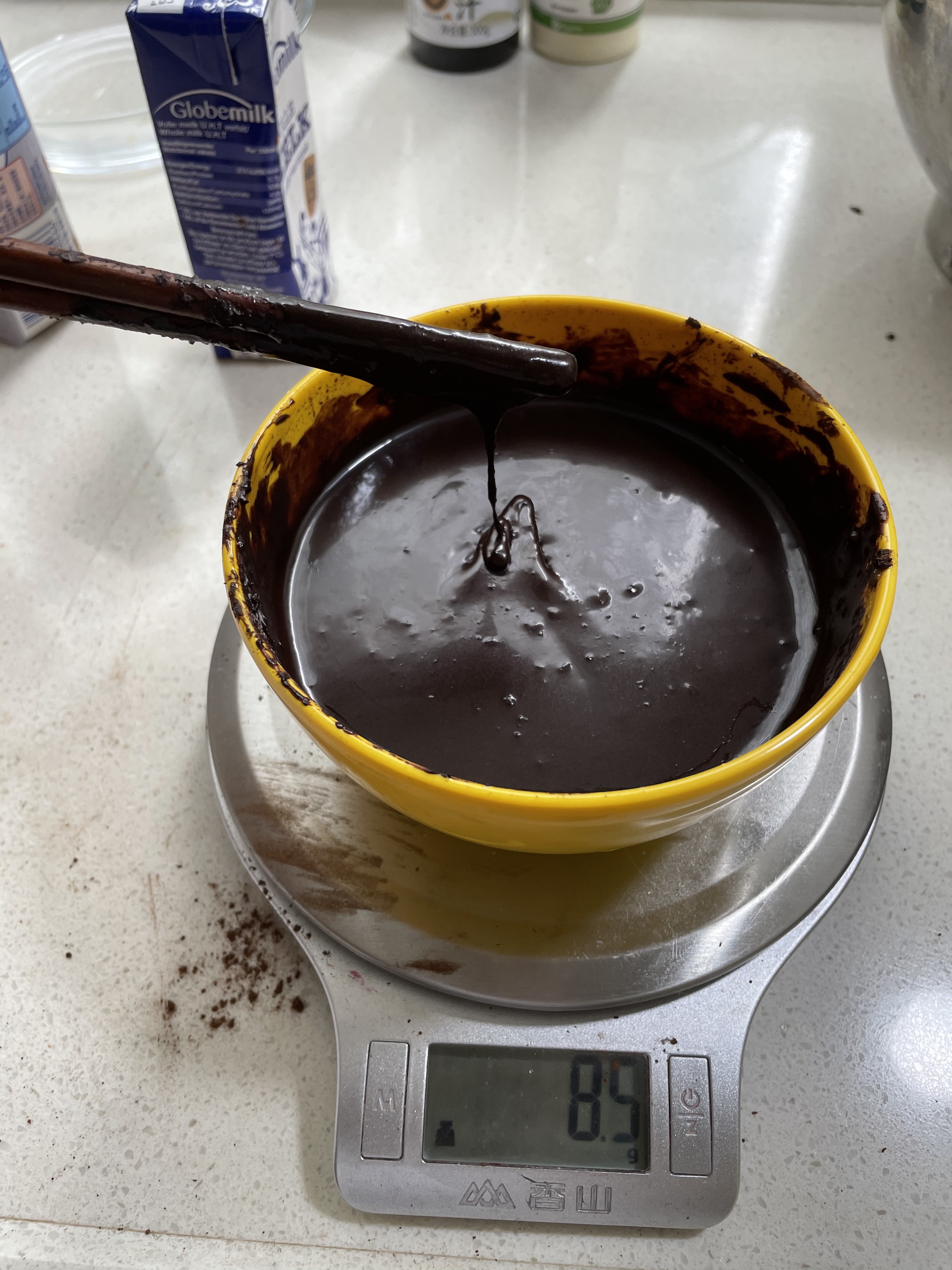 奶香味浓浓的巧克力蛋糕的做法 步骤3