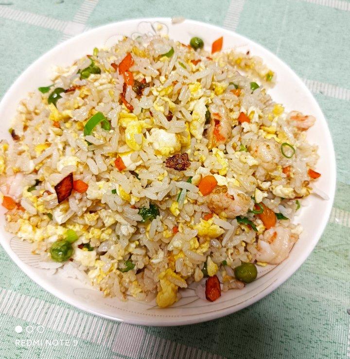 好吃到停不下来的酱油蛋炒饭