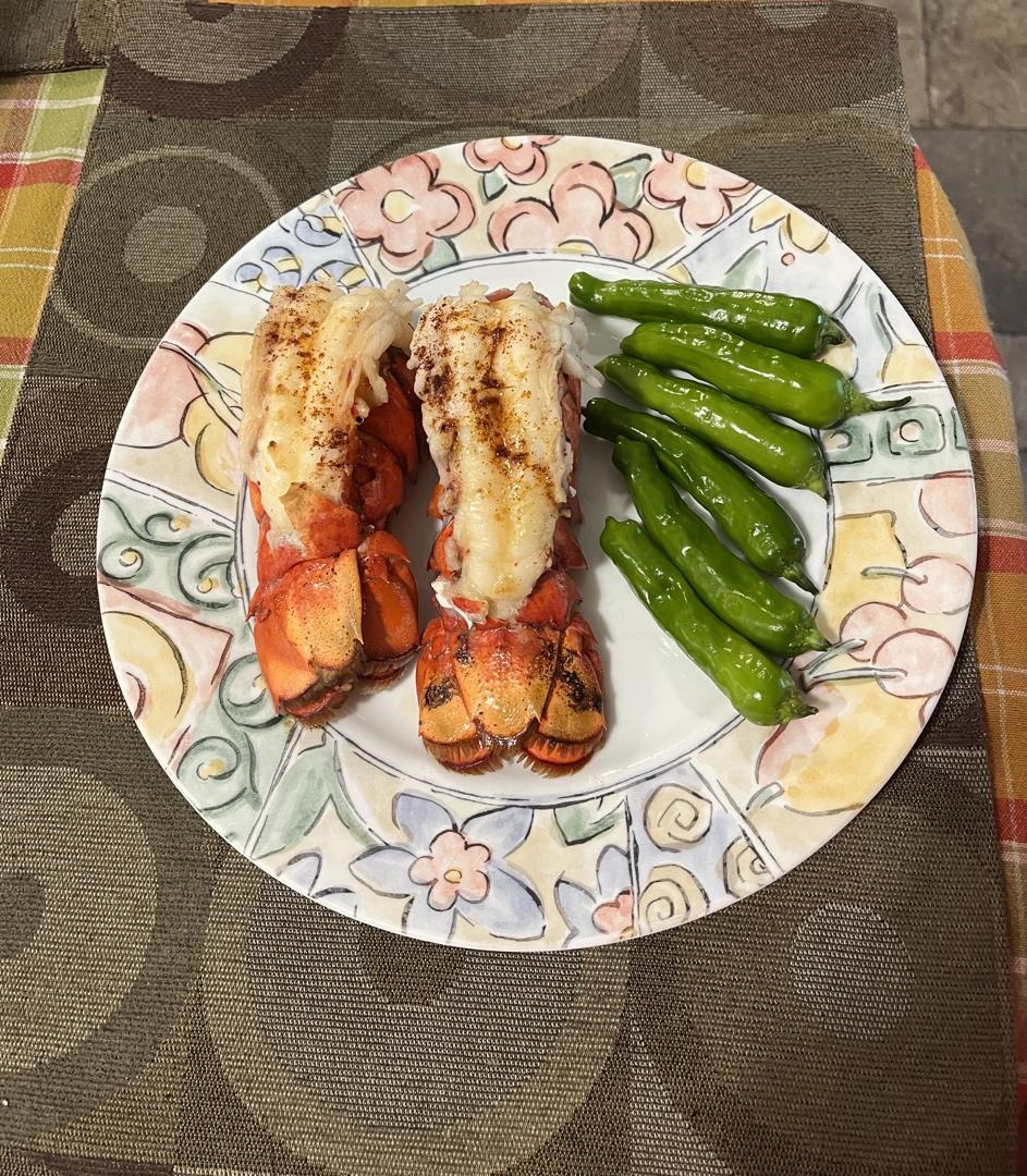 柠檬大蒜烤龙虾尾