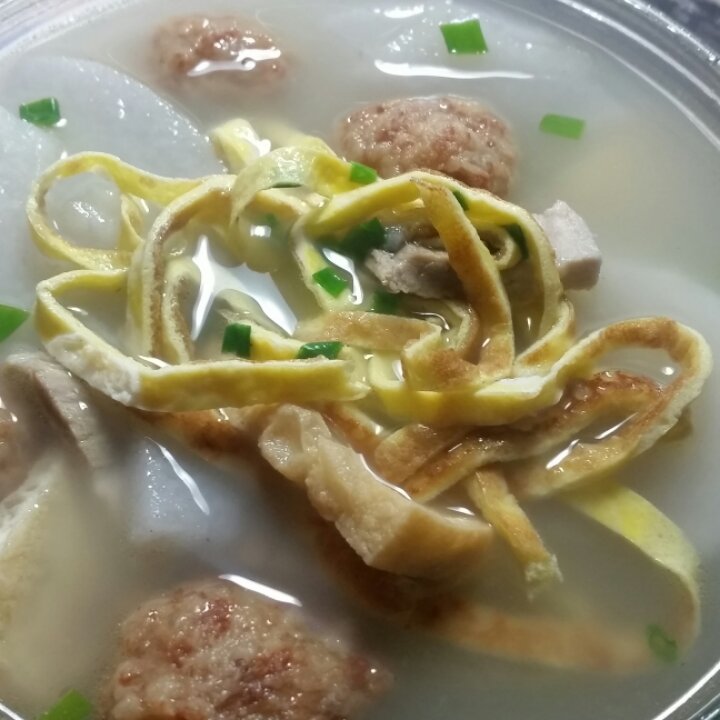 蛋皮山药炖肉圆