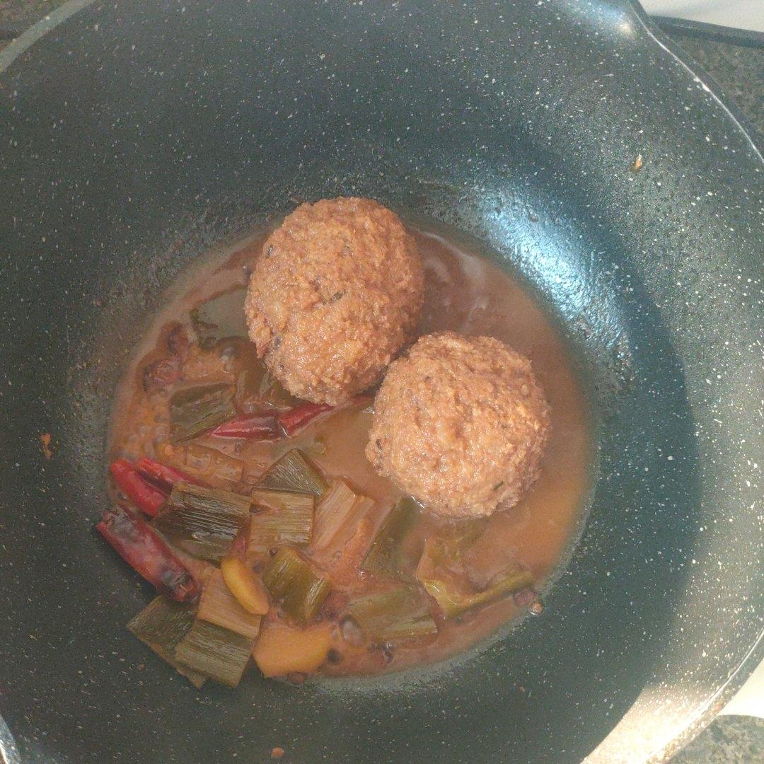 简单的红烧狮子头～拌饭太香了