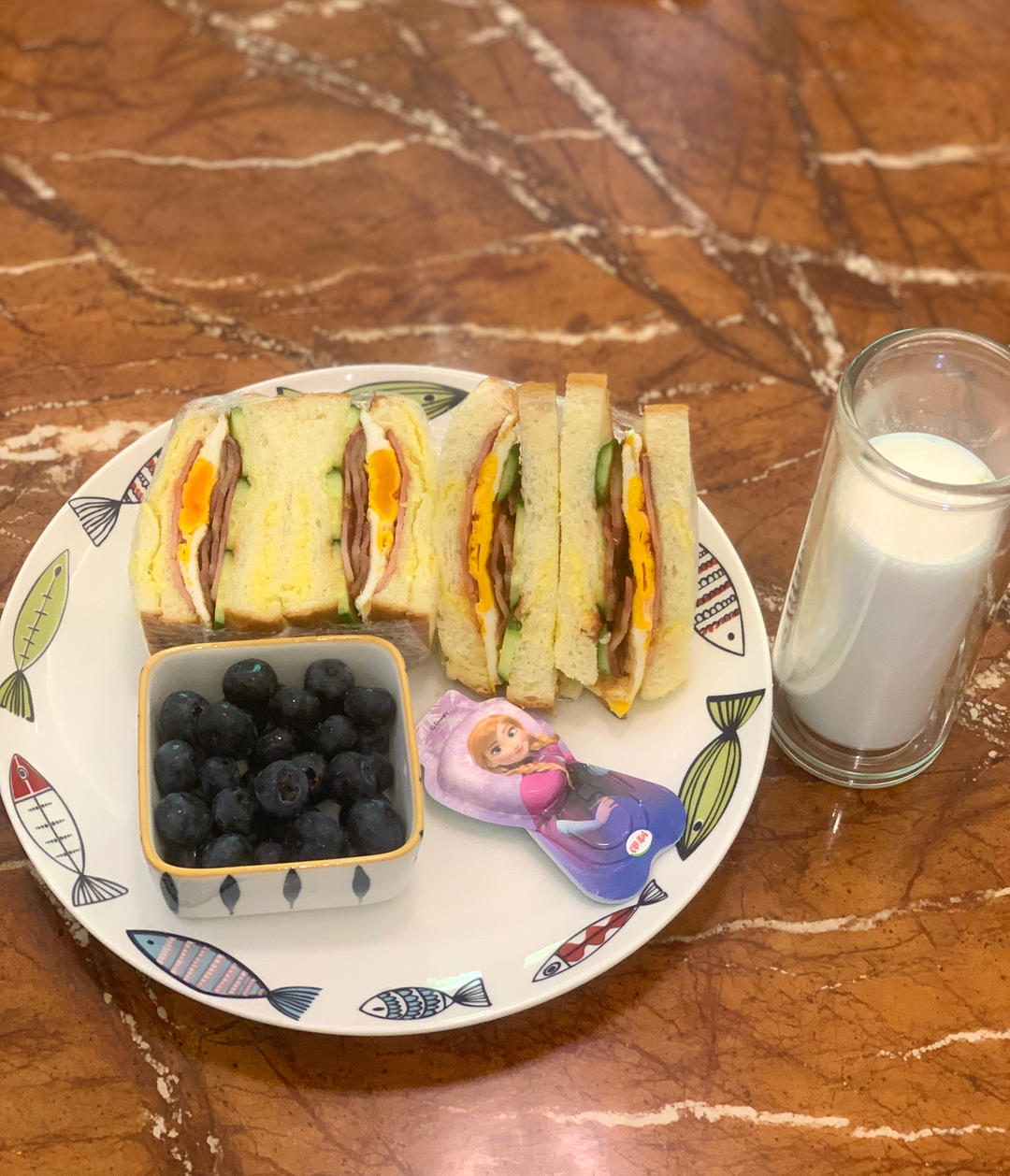 小学生日常早餐