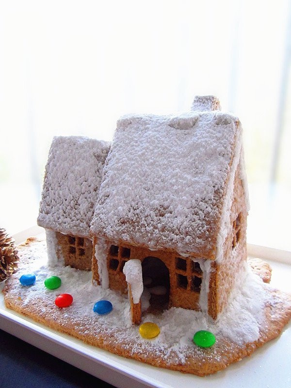 抹香鲸做的姜饼屋