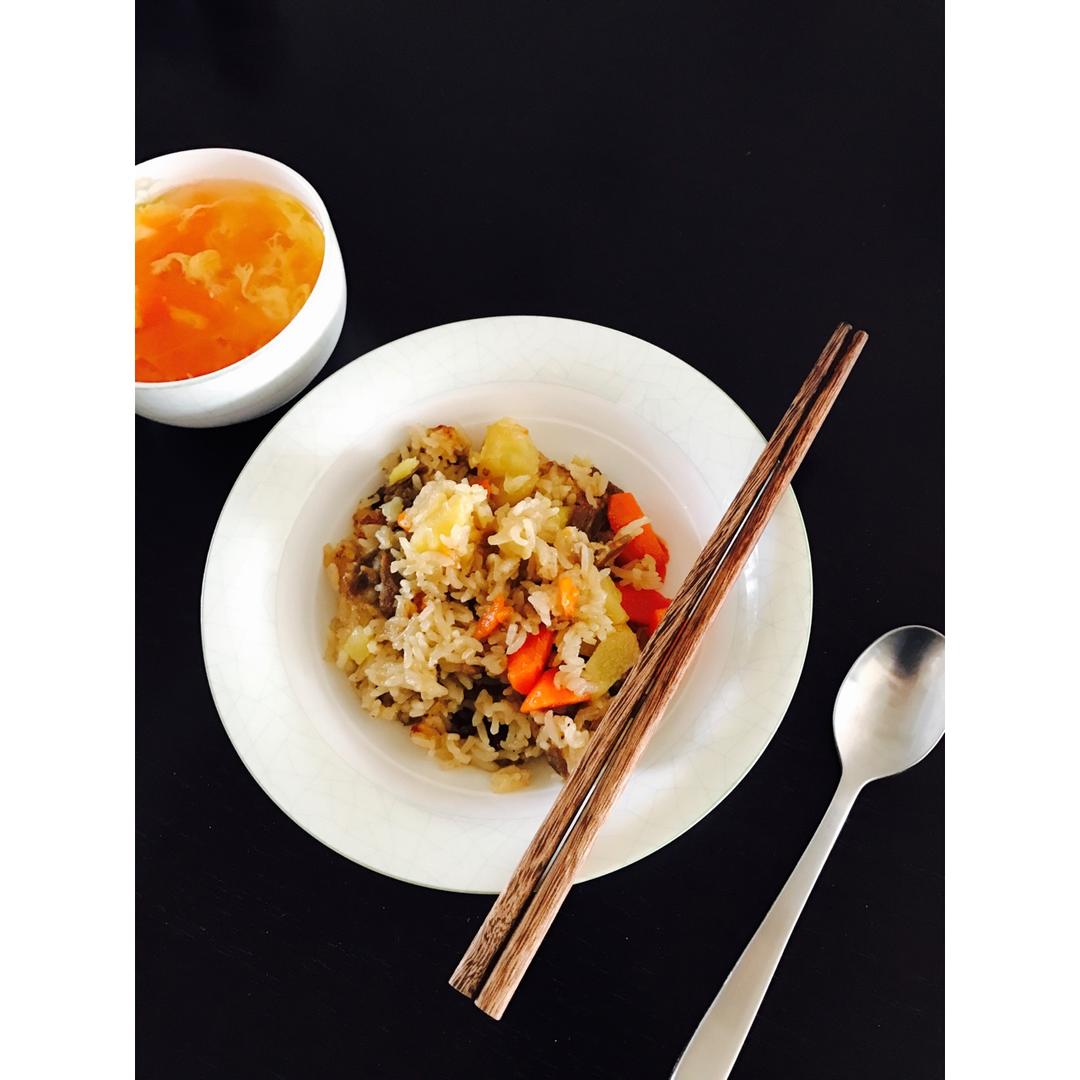 喷香羊肉焖饭