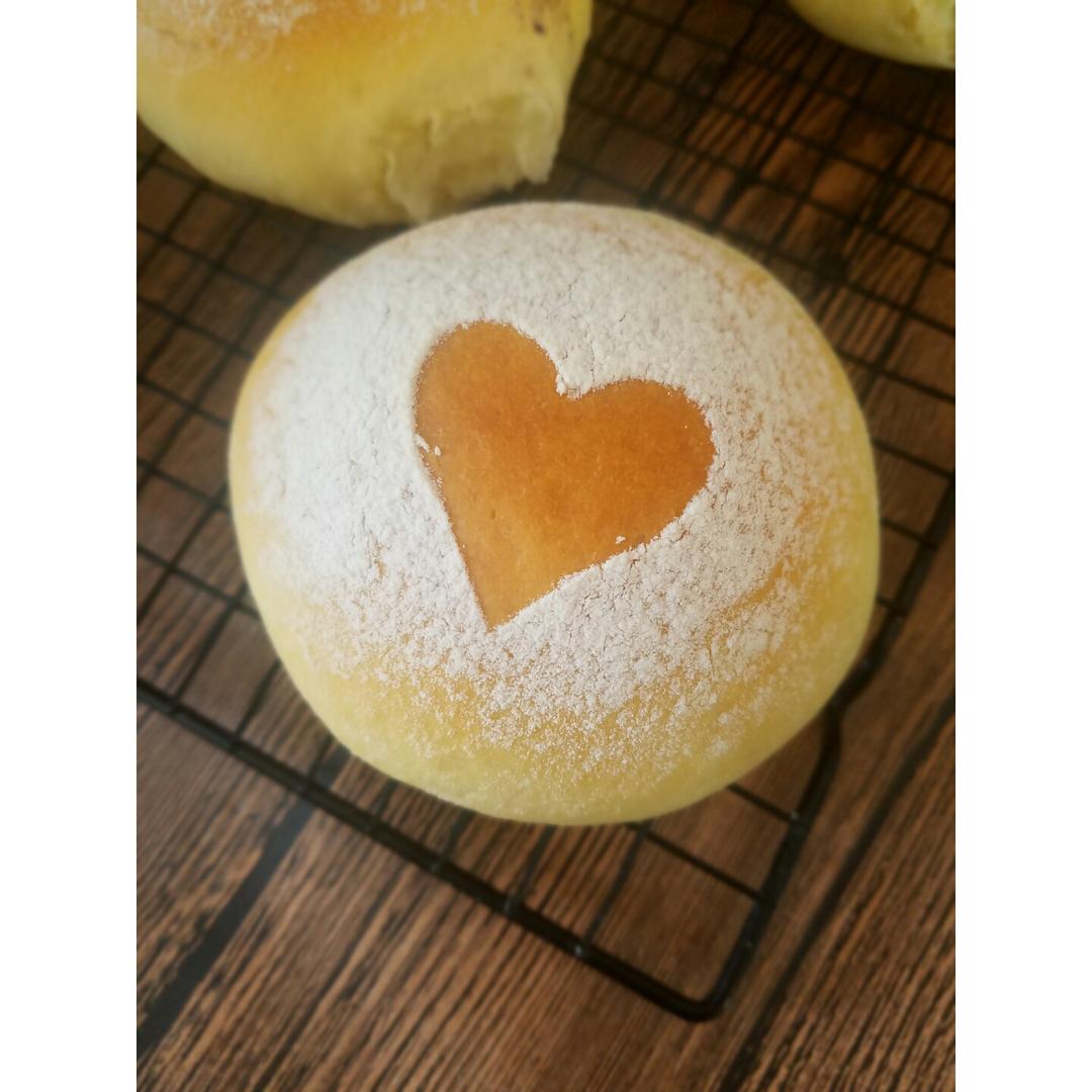 软软萌萌的紫米小面包