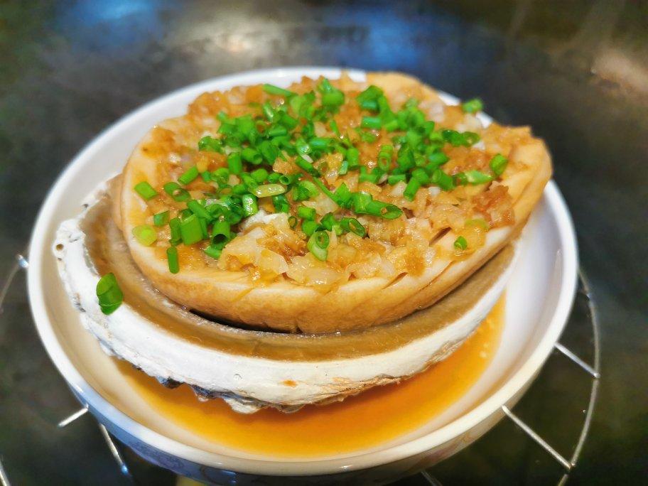 蒜蓉蒸黄金鲍