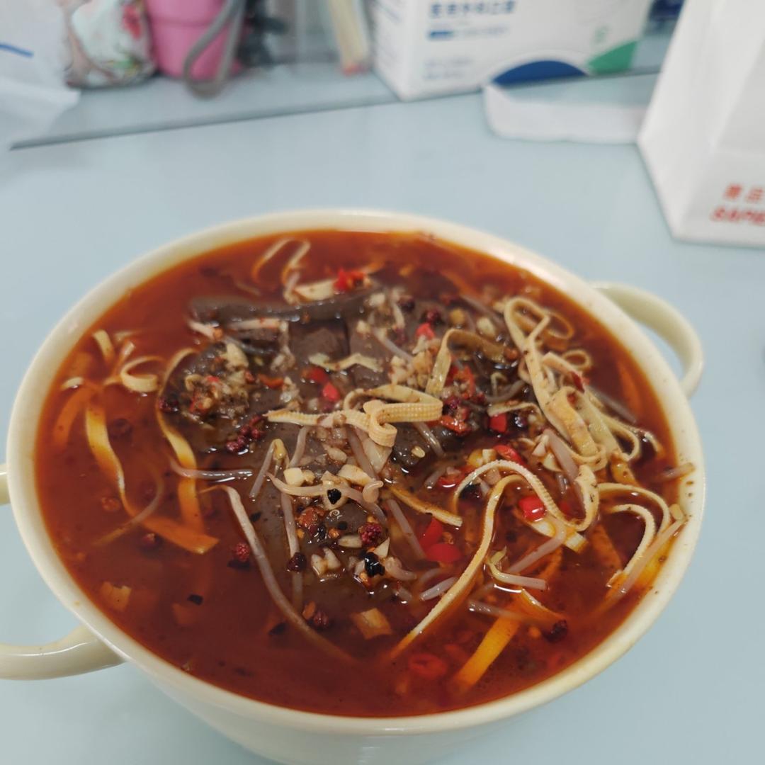香辣快手毛血旺