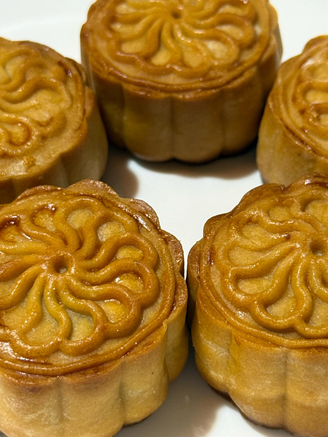 广式月饼—蛋黄莲蓉月饼