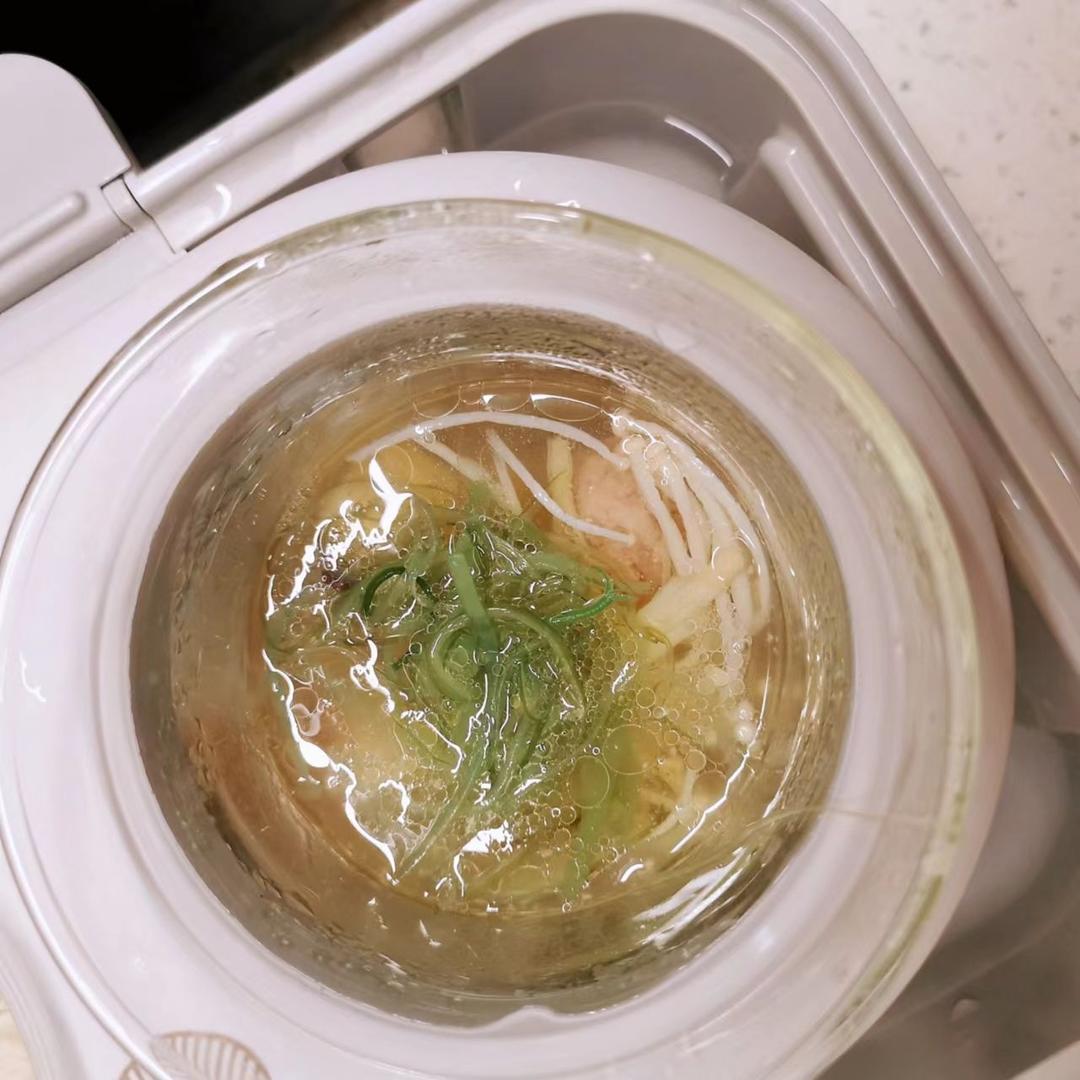 海带豆腐金针菇瘦肉汤+小米蒸肉丸+菠菜蛋羹【4月北鼎蒸炖锅食谱】