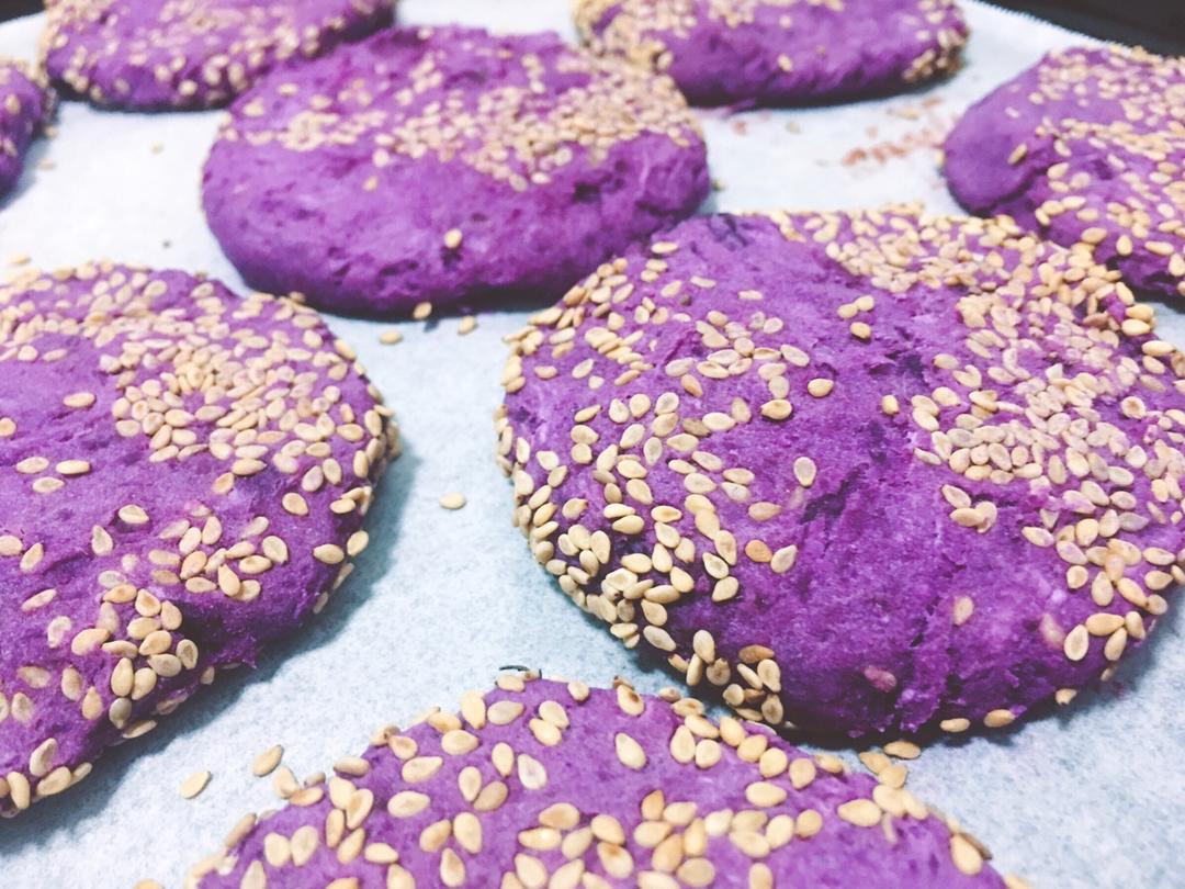 紫薯芝麻饼