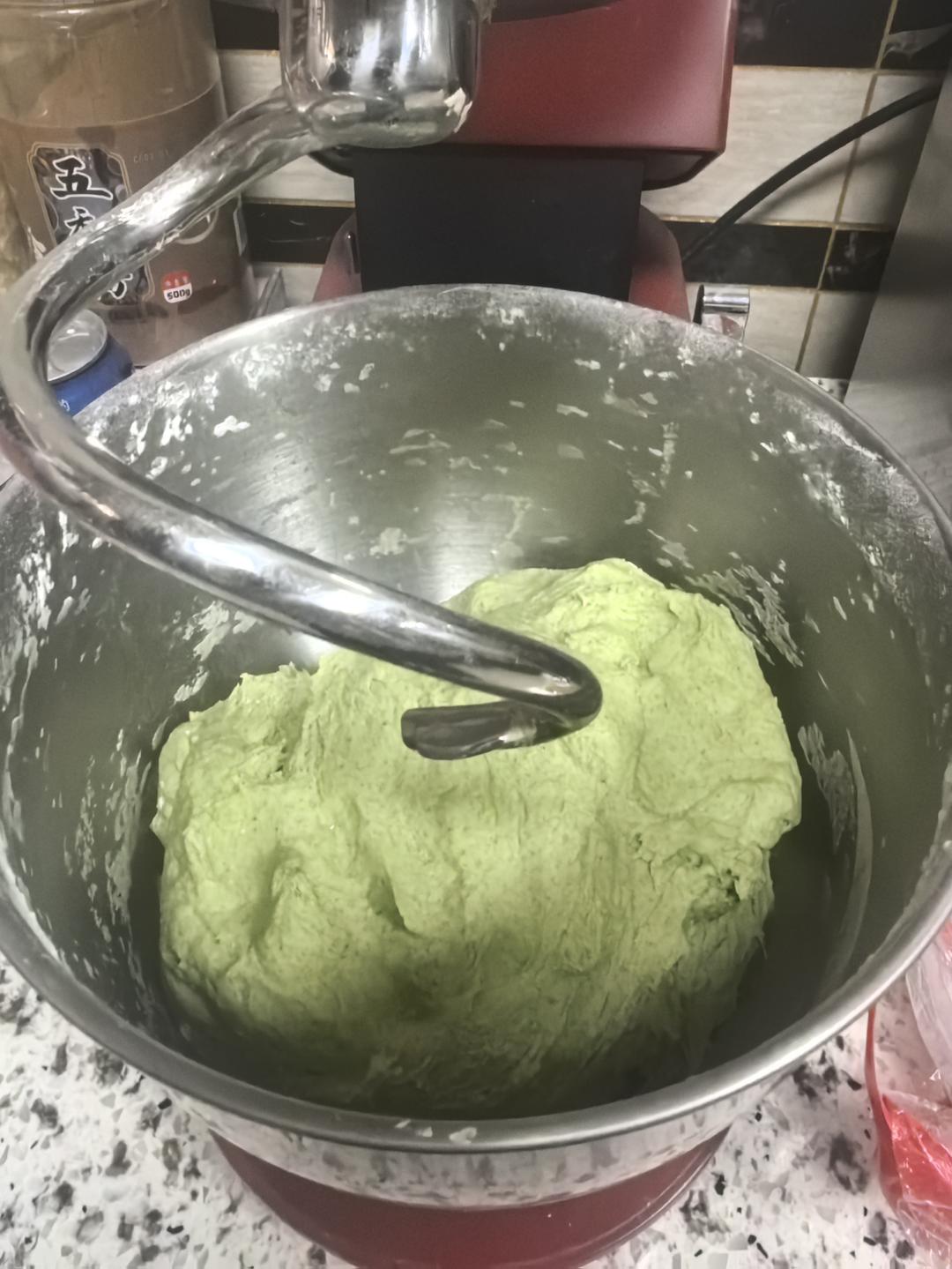 暖宫散寒，最适合女性吃的艾草红豆卷，及艾草汁的保存方法。