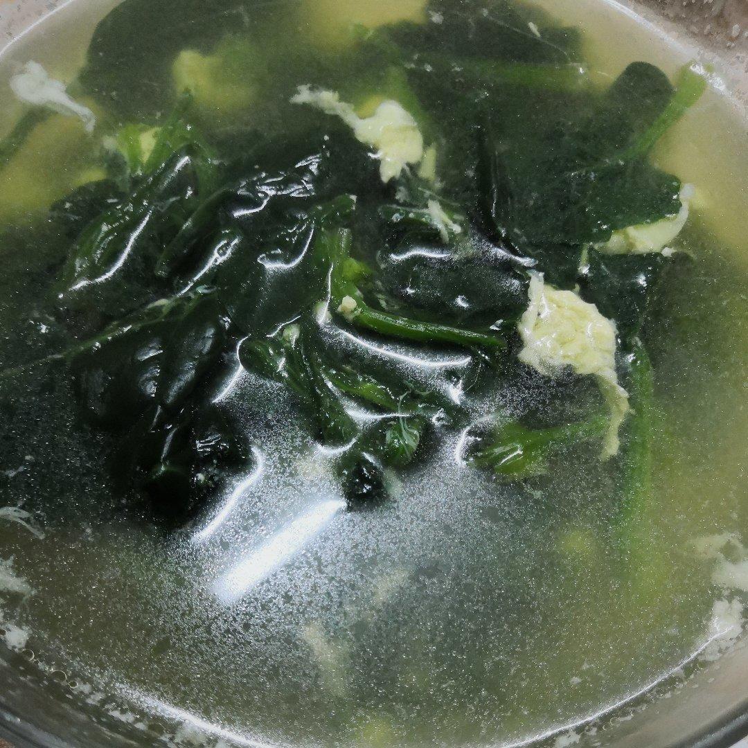 菠菜鸡蛋汤
