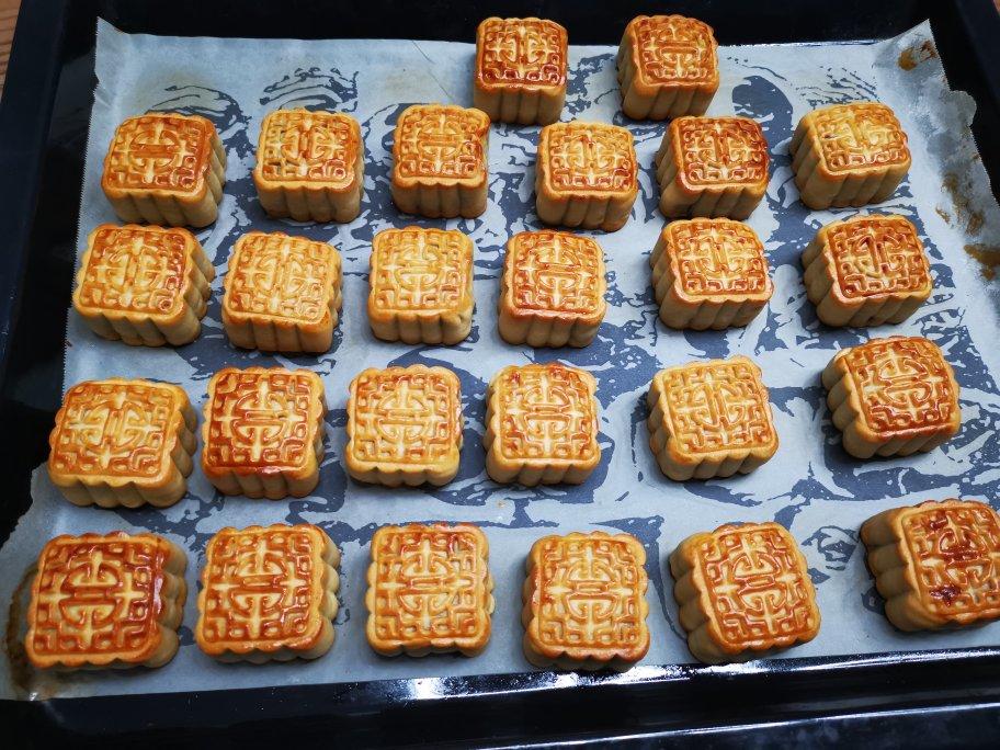 广式蛋黄莲蓉月饼（附失败原因分析）