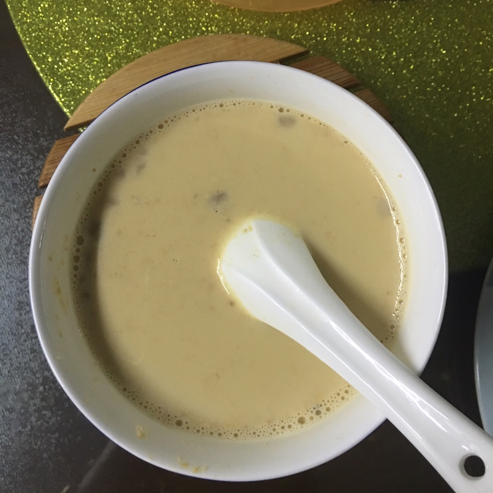 红枣桂圆枸杞牛奶（豆浆机）
