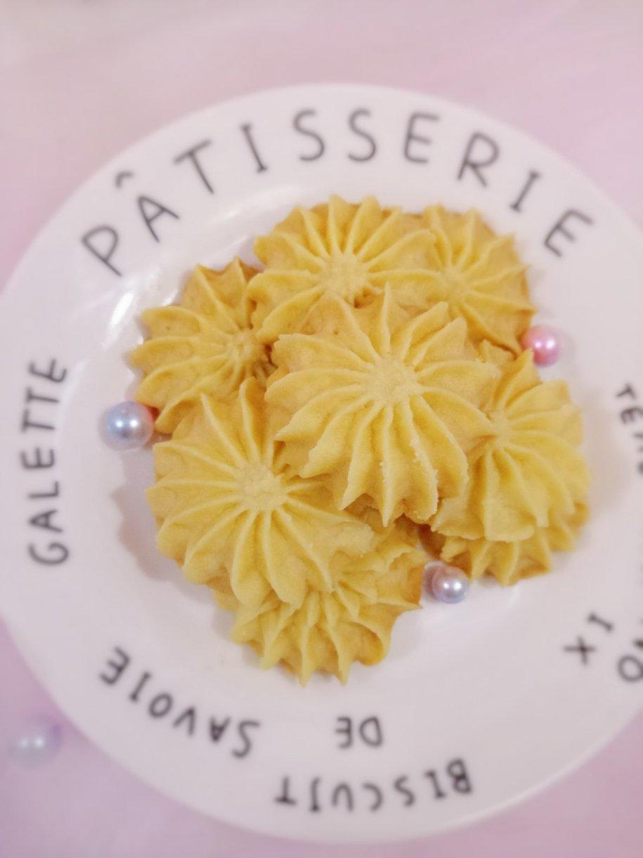 赛过香港小熊曲奇的网红小花曲奇