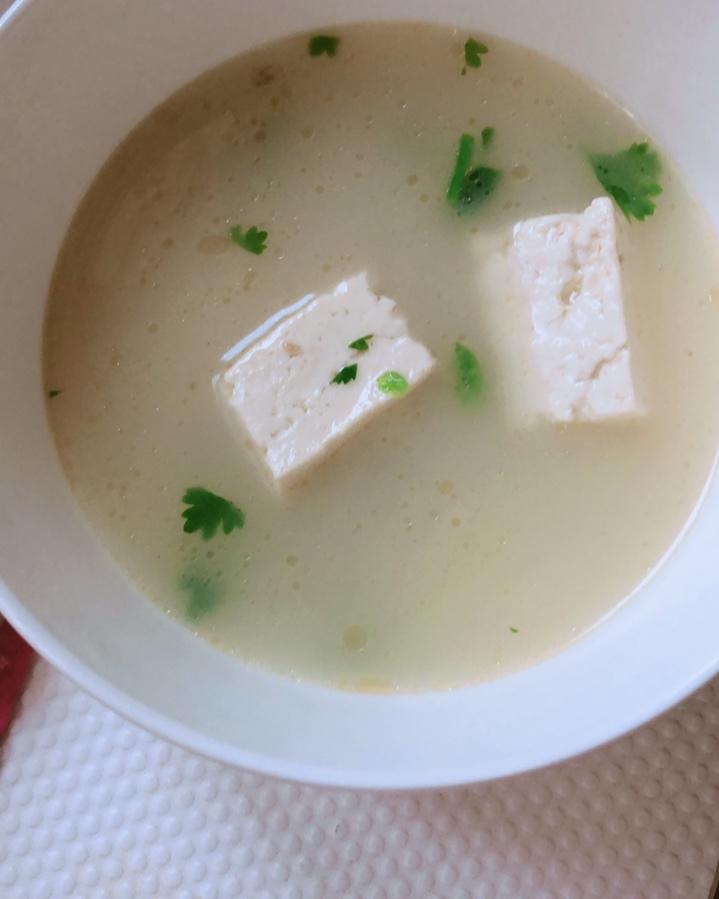 鲫鱼豆腐汤