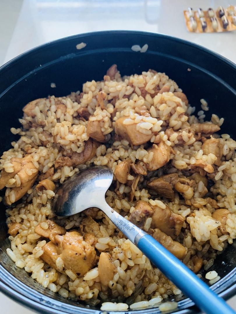 满口爆汁的叉烧鸡腿饭