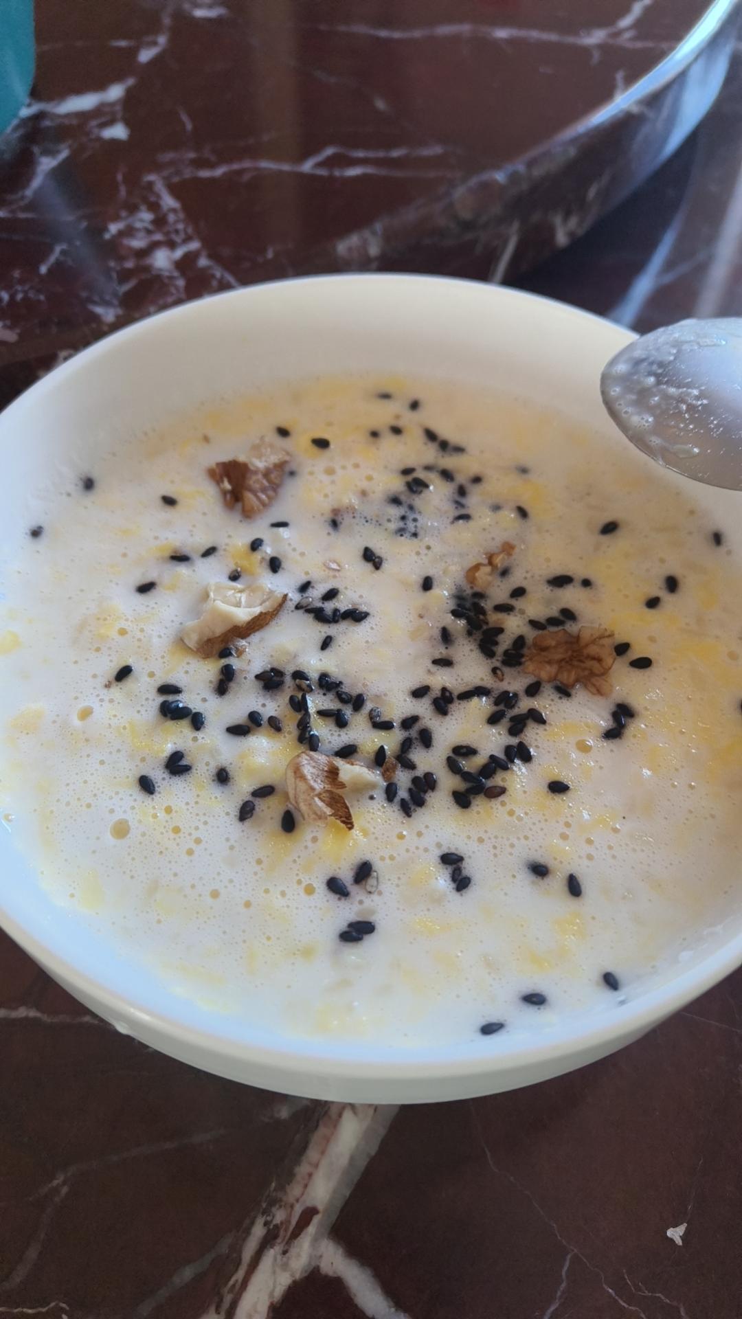 牛奶鸡蛋醪糟 冬日里最爱的甜品汤