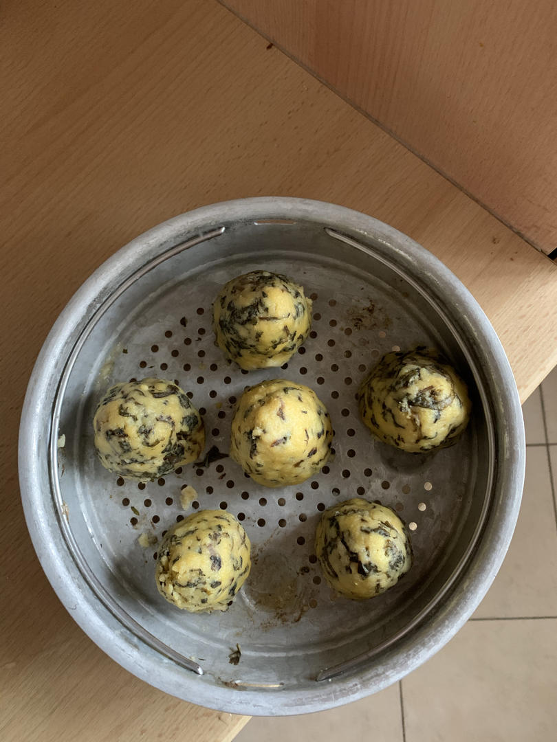 纯玉米面窝窝头(烫面.不发酵)