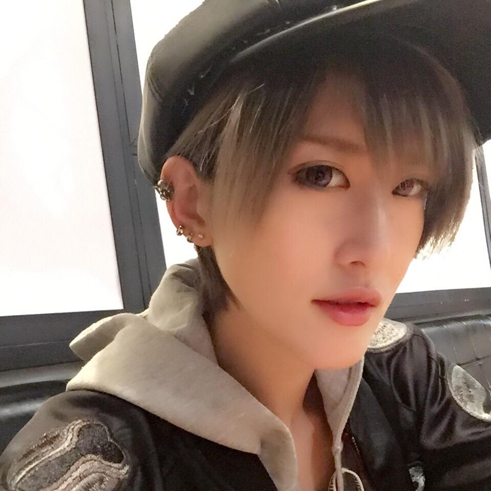 狼先森是摩羯座