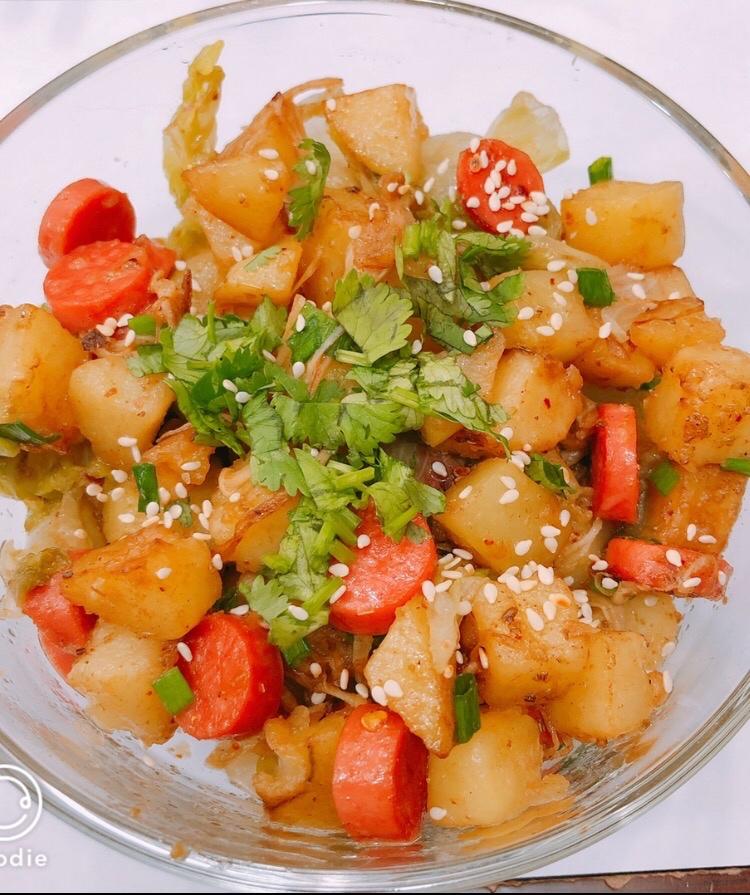 香辣过瘾的孜然土豆火腿，比路边摊还好吃