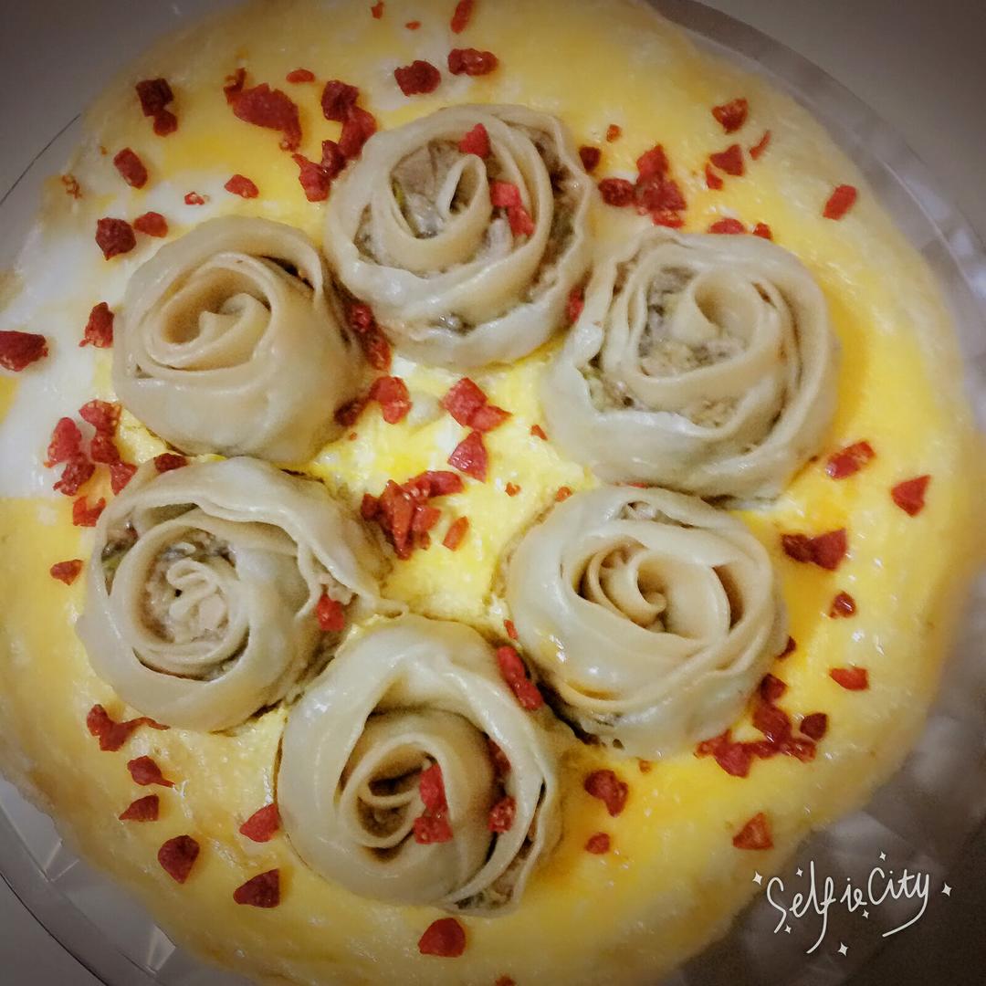 玫瑰花抱蛋煎饺