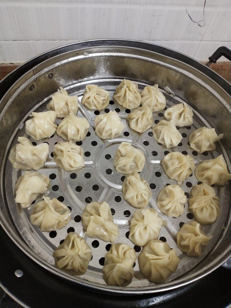 用饺子皮做的小笼包
