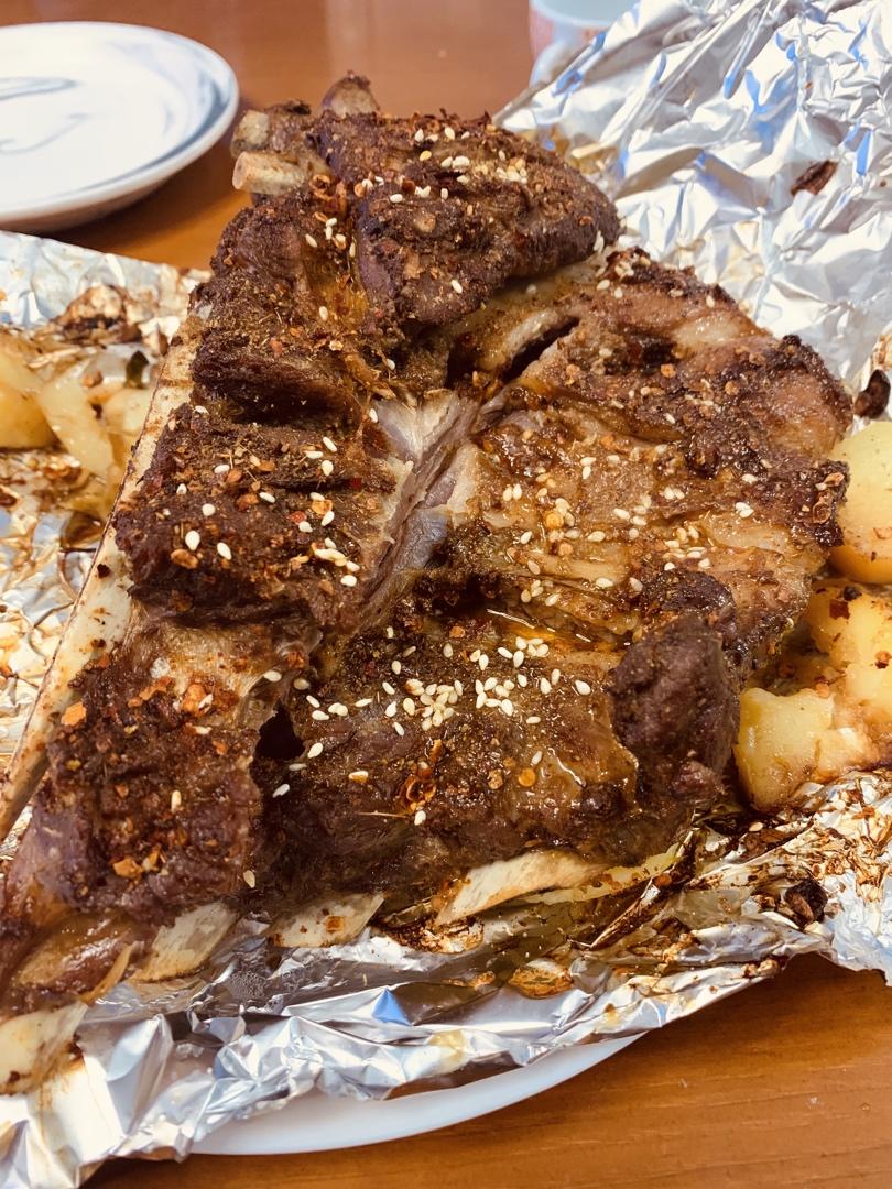 橙橙大糯米做的家庭烤箱烤羊排