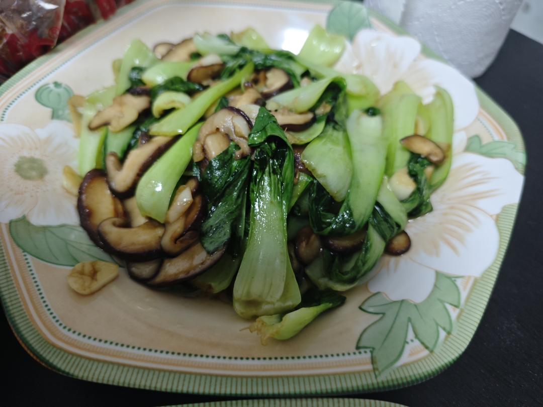 蒜蓉香菇油菜
