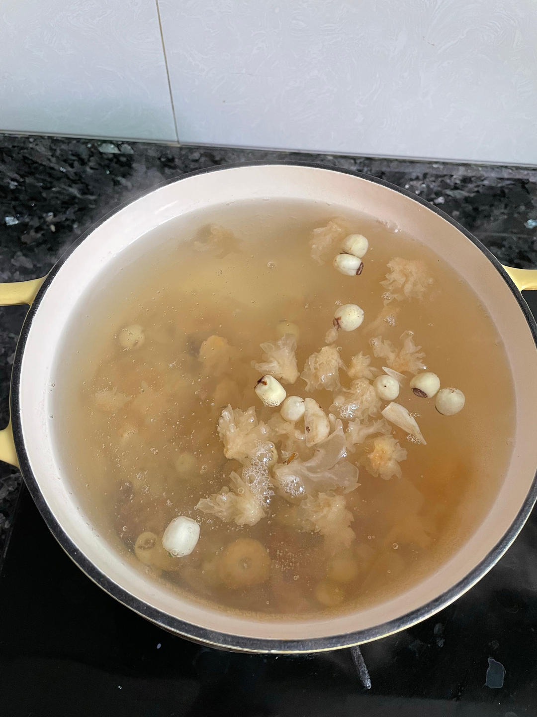 淮山玉米萝卜猪骨汤【3月北鼎电磁炉食谱】