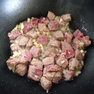 方块小牛肉 下酒菜的做法 步骤3