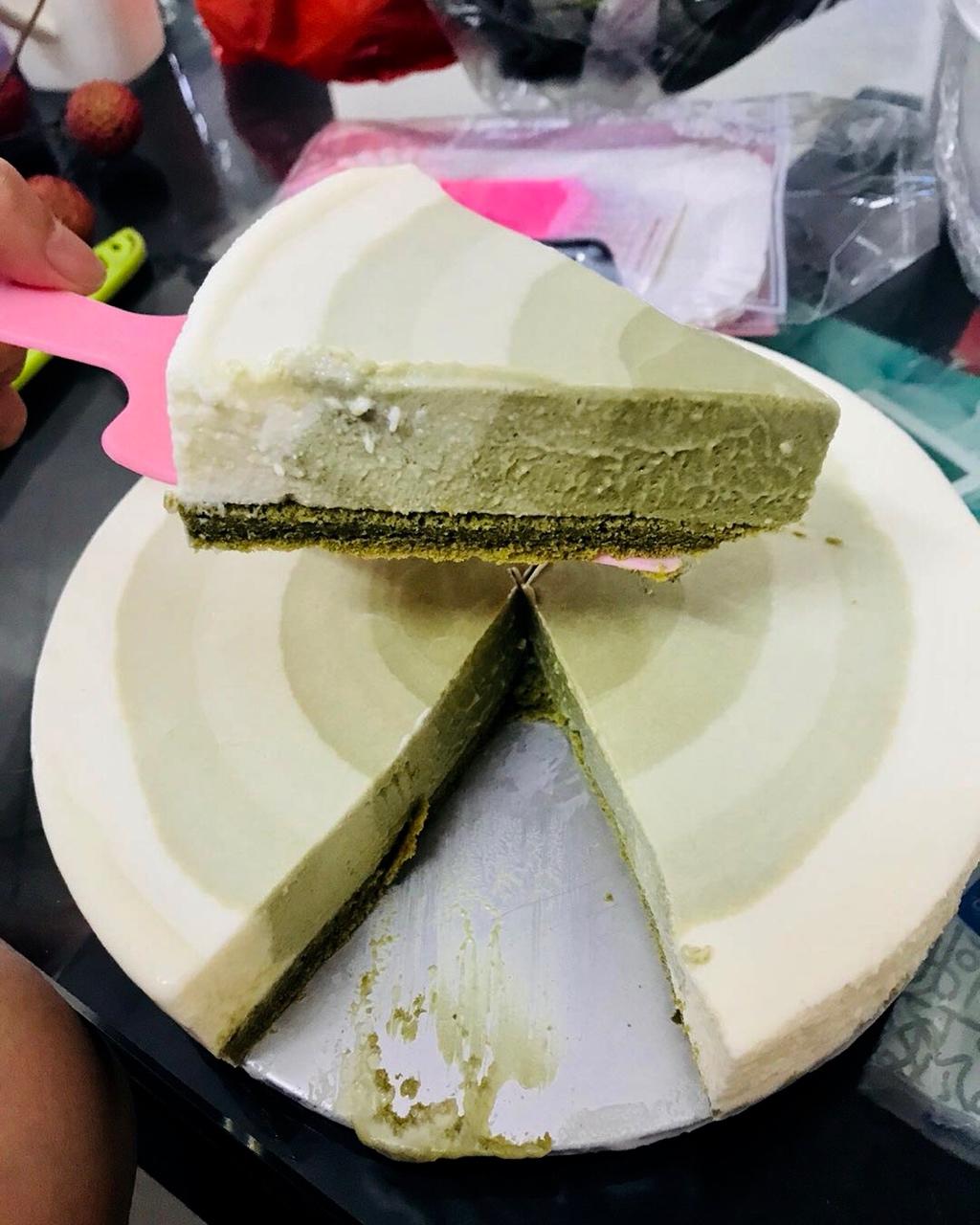 渐变抹茶慕斯蛋糕：我Amanda带着既美又作的抹茶甜点又来了！【曼食慢语】