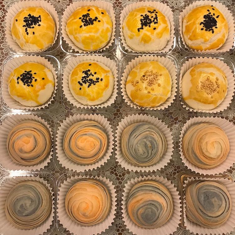 彩虹蛋黄酥（独角兽蛋黄酥）